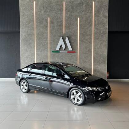 HONDA CIVIC 1.8 LXS 16V FLEX 4P AUTOMÁTICO HONDA CIVIC 1.8 LXS 16V FLEX 4P AUTOMÁTICO